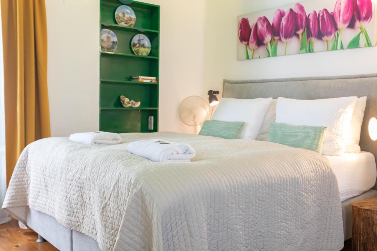 Tulip Of Amsterdam Bed & Breakfast Екстериор снимка