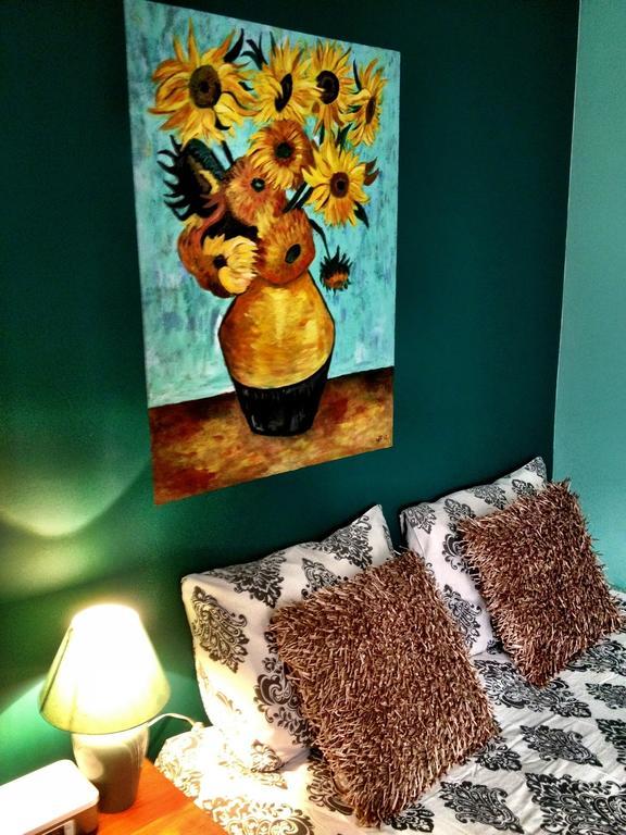 Tulip Of Amsterdam Bed & Breakfast Стая снимка